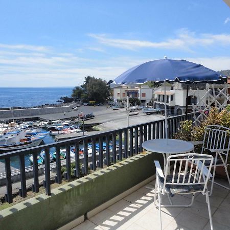 Appartamento Sul Mare Acireale Exteriör bild