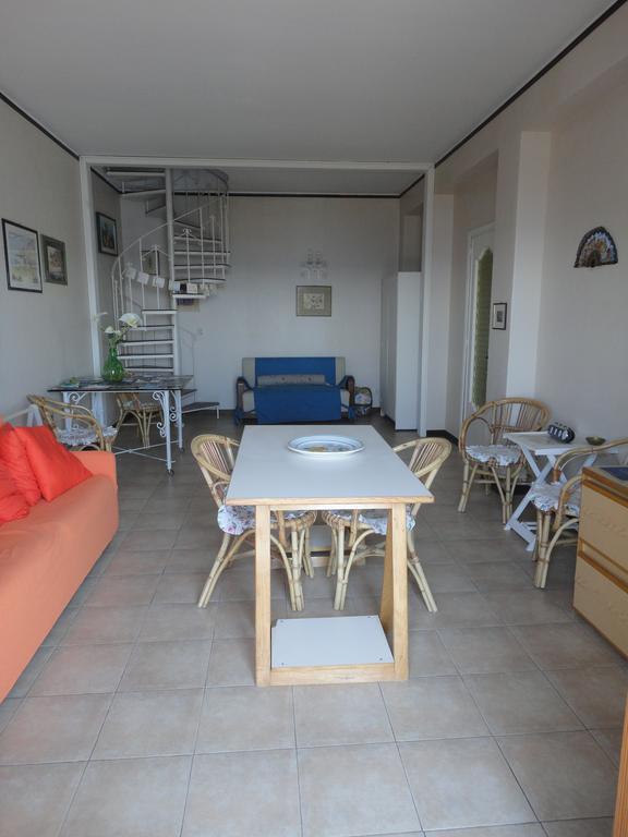 Appartamento Sul Mare Acireale Exteriör bild
